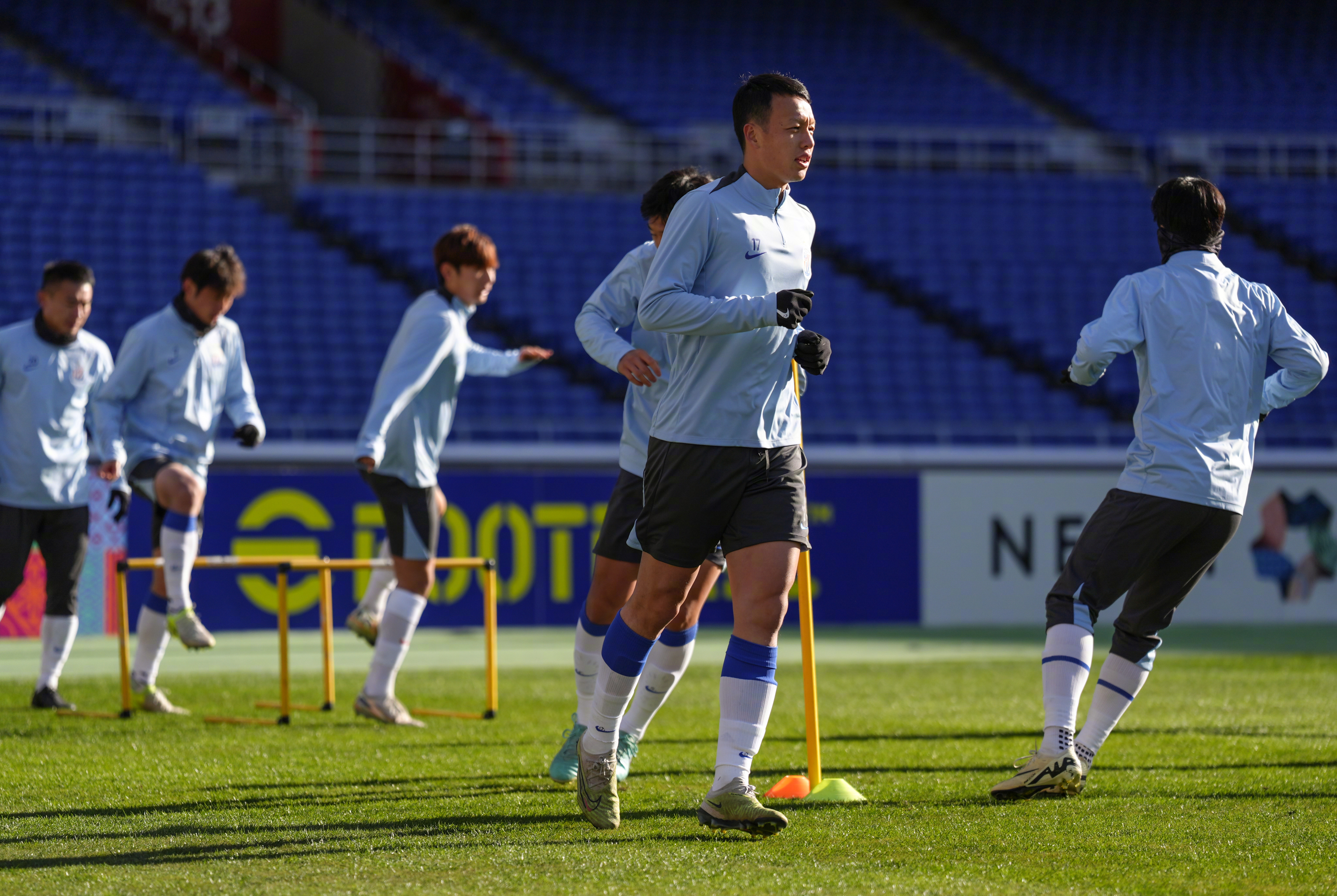 壹号娱乐平台亚冠国际比赛日再迎强敌；国际米兰回应争议；主帅态度：质疑声仍在；资深球员宣示担当的简单介绍