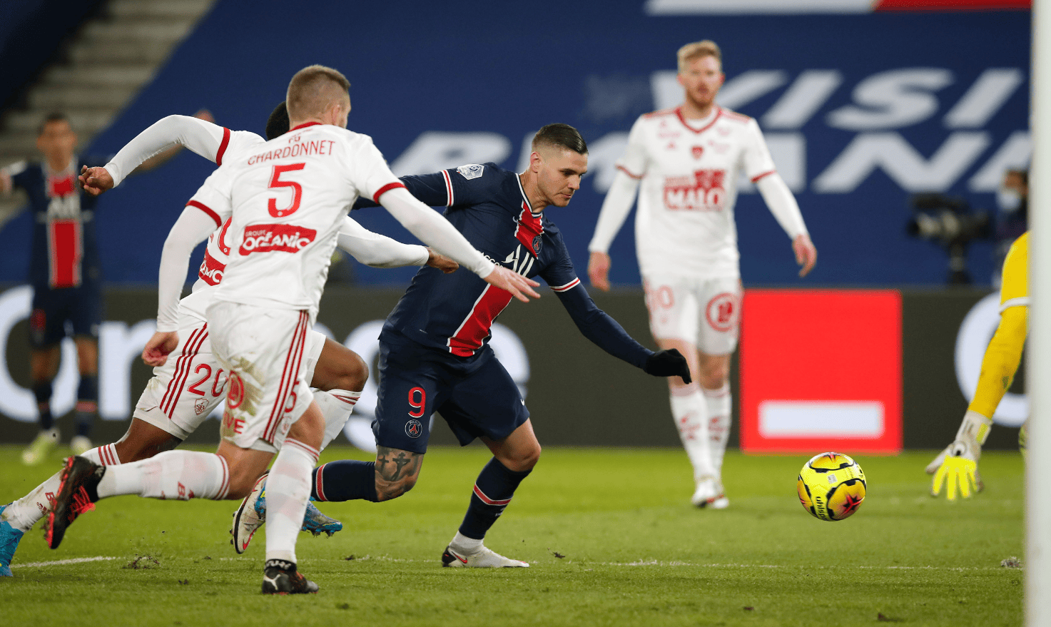 壹号娱乐包含国际比赛日摩纳哥备战CBA常规赛今晨曼联调整名单以备NBA总决赛，巴特勒在瑞士队比赛中失利看傻球迷的词条